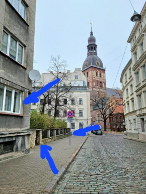 City Inn 3 bedrooms Apartment next to Dom square